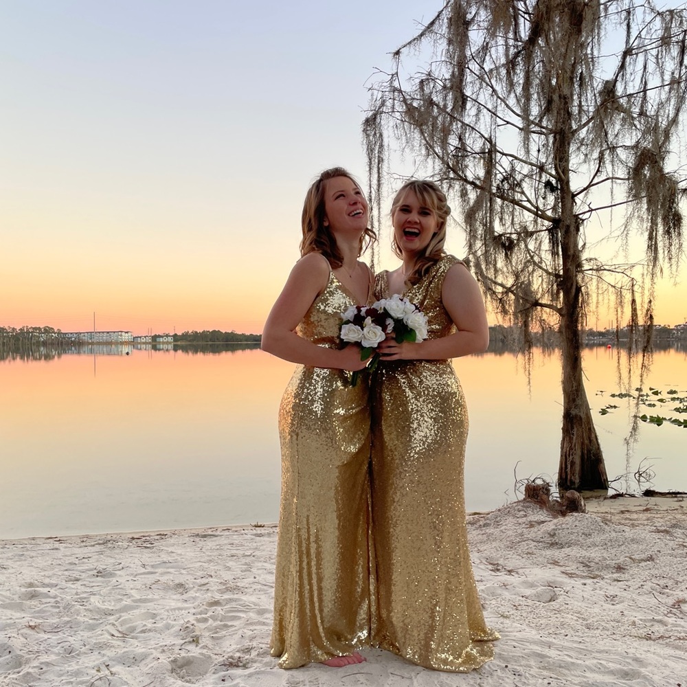 Gold REVELRY prom dess with slit